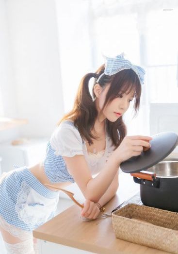 老师扒开双腿让我爽了一夜视频_正片免费观看