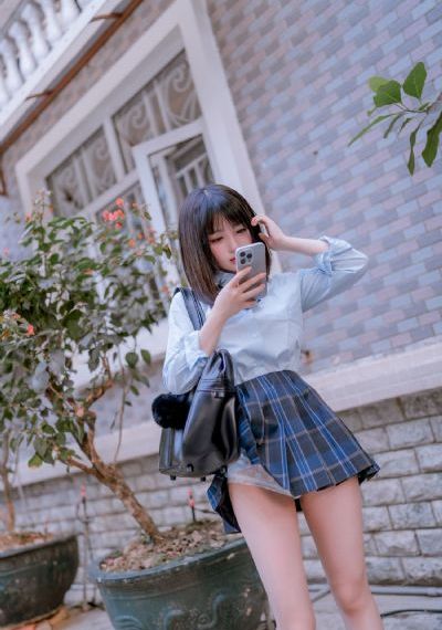 黑人巨大白妞喷水_HD高清免费观看