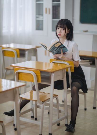 善良的小咦子_BD英语免费观看