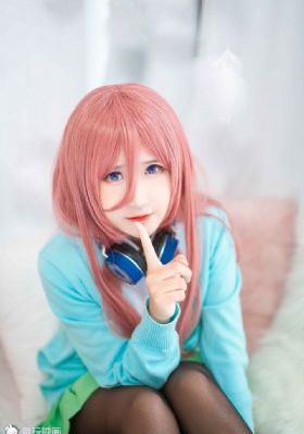 我和岳交换夫妇爽东北大坑_4K在线播放观看