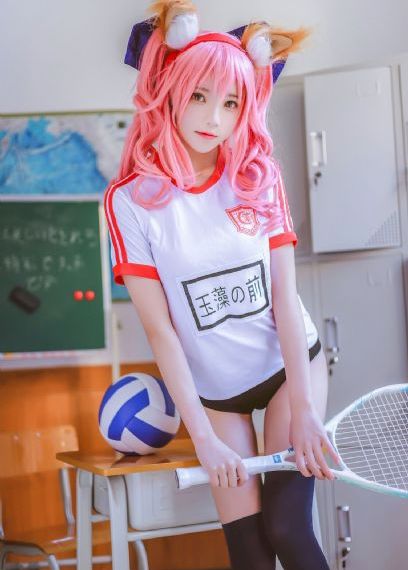 年轻漂亮女教师_720动漫在线观看