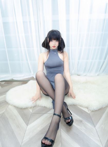 裙摆下的野兽_高清免费全集观看