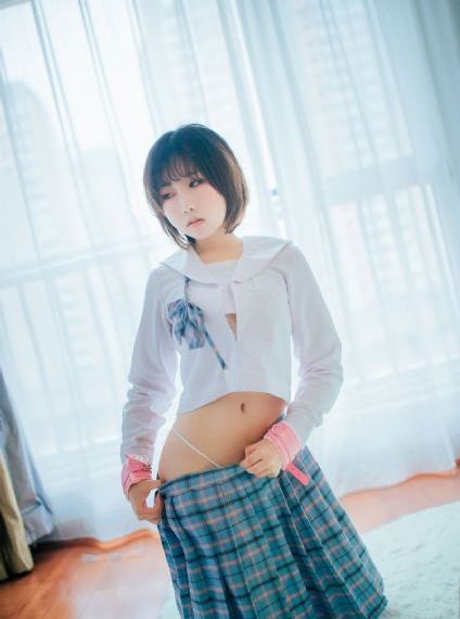 出轨的女人2_JVID性感写真