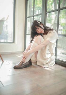《钢琴教师》_4K天堂在线